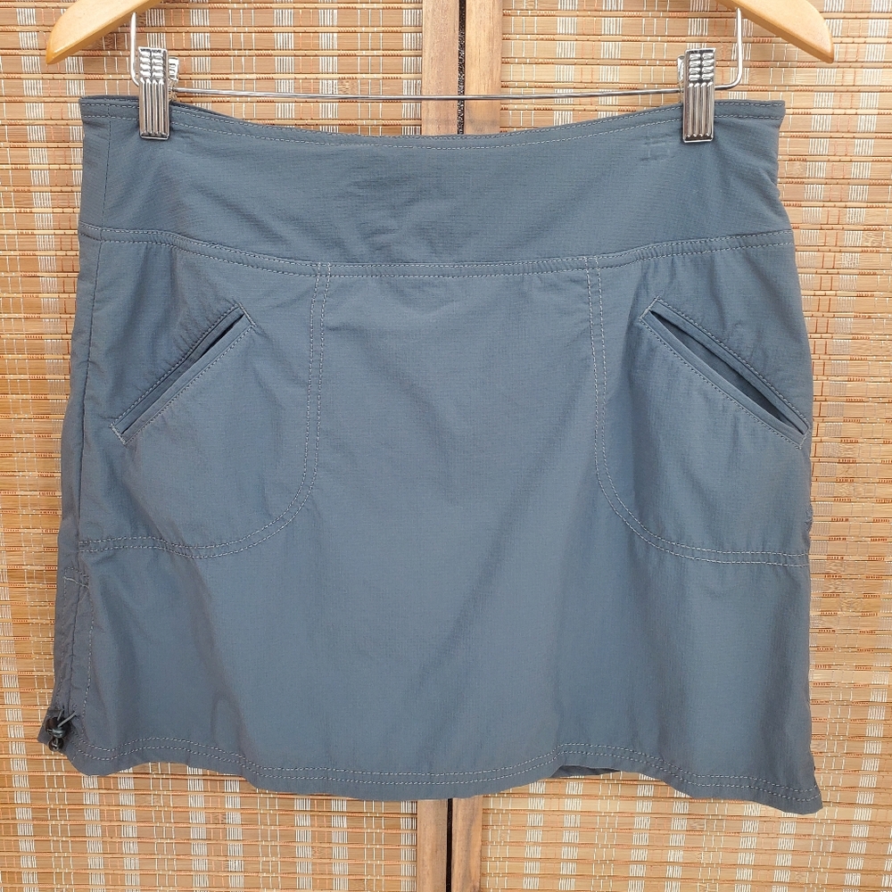 ♡ Athleta Rip Stop Skort with Pockets in Asphalt Gray Size 8